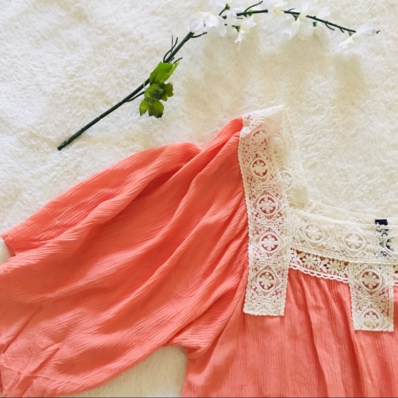 $5 W/ BUNDLE Entro Peach Square Neck Top - Picture 5 of 6